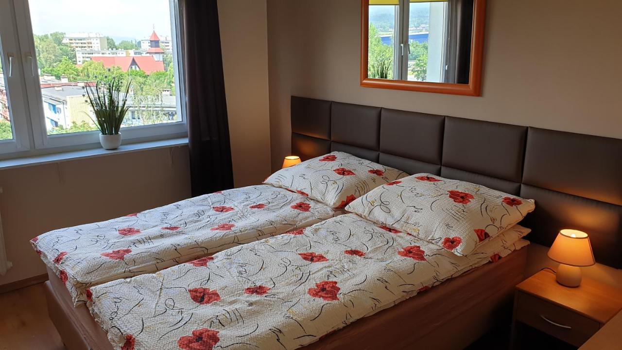 Apartamenty Podzamcze Wałbrzych Exterior foto