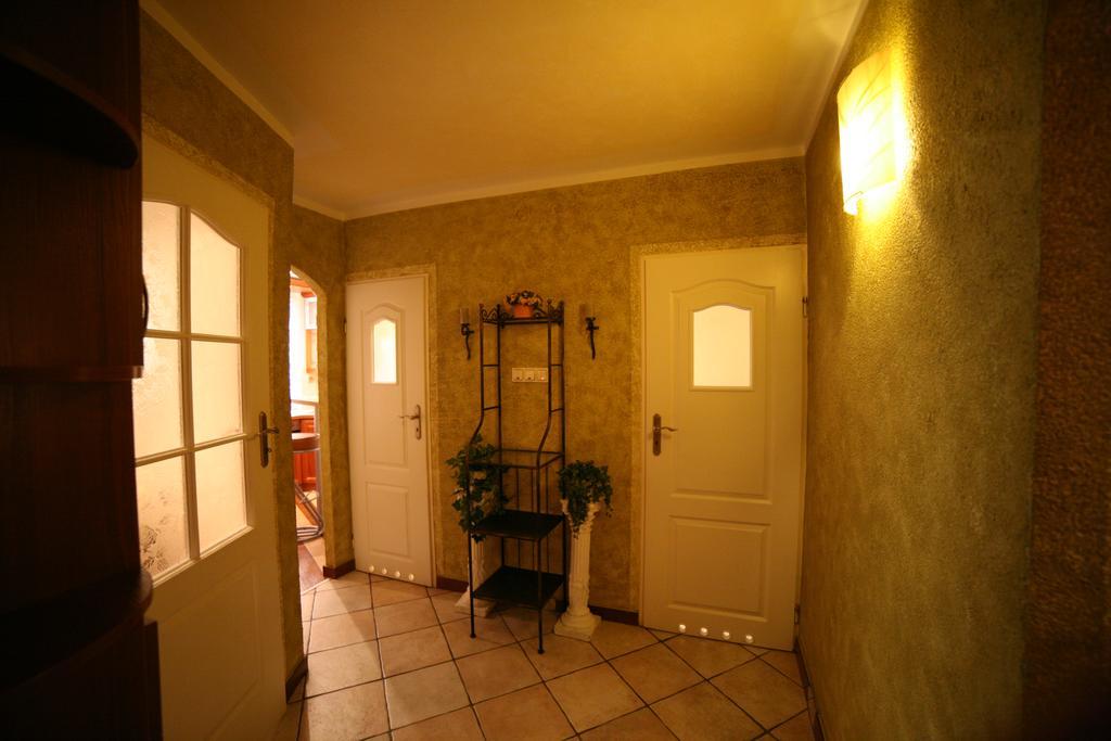 Apartamenty Podzamcze Wałbrzych Habitación foto