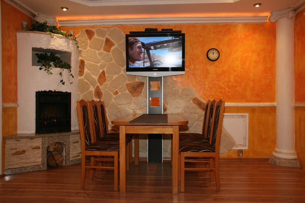 Apartamenty Podzamcze Wałbrzych Habitación foto